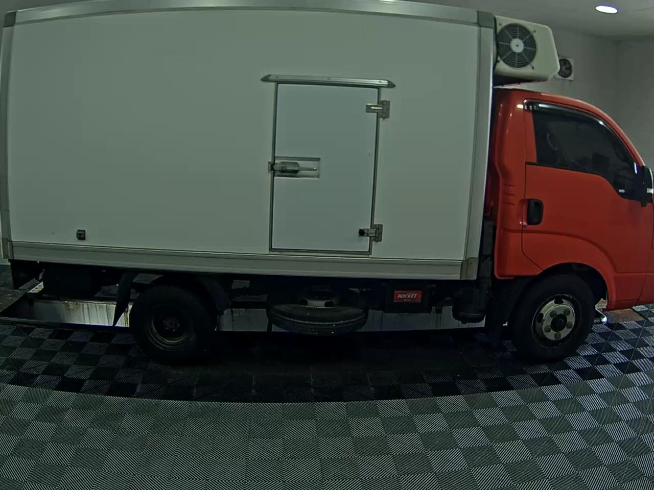 KIA BONGO III CARGO 1.2 TON STANDARD CAB EXTRA LONG WHEELBASE - фото 2