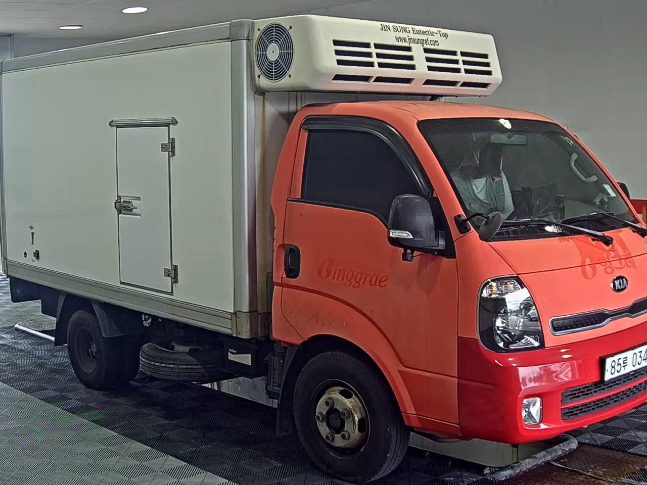 KIA BONGO III CARGO 1.2 TON STANDARD CAB EXTRA LONG WHEELBASE - фото 1