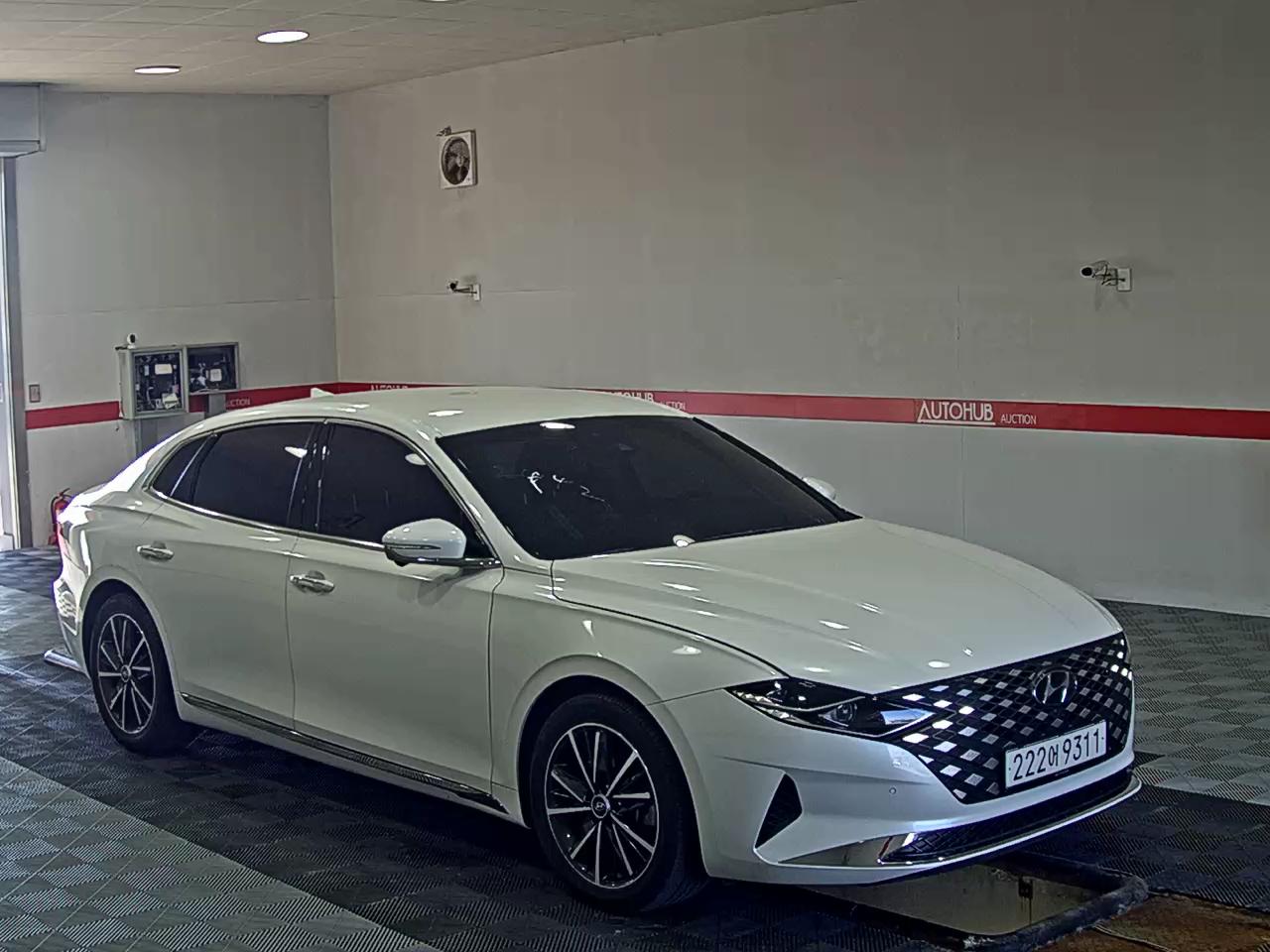 HYUNDAI THE NEW GRANDEUR IG GASOLINE 2.5 LE BLANC - фото 1