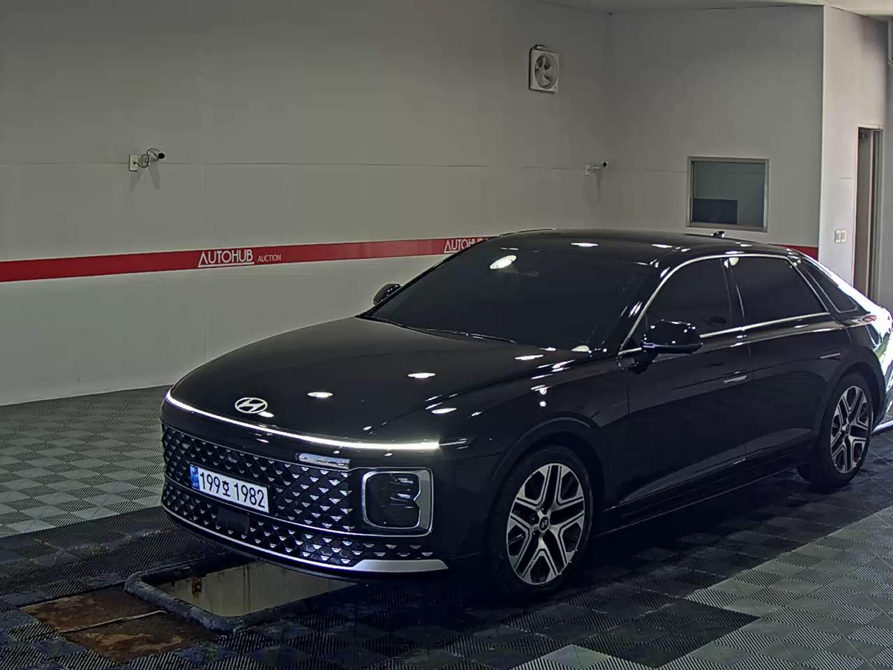 HYUNDAI THE ALL NEW GRANDEUR HYBRID 1.6 HYBRID EXCLUSIVE - фото 0