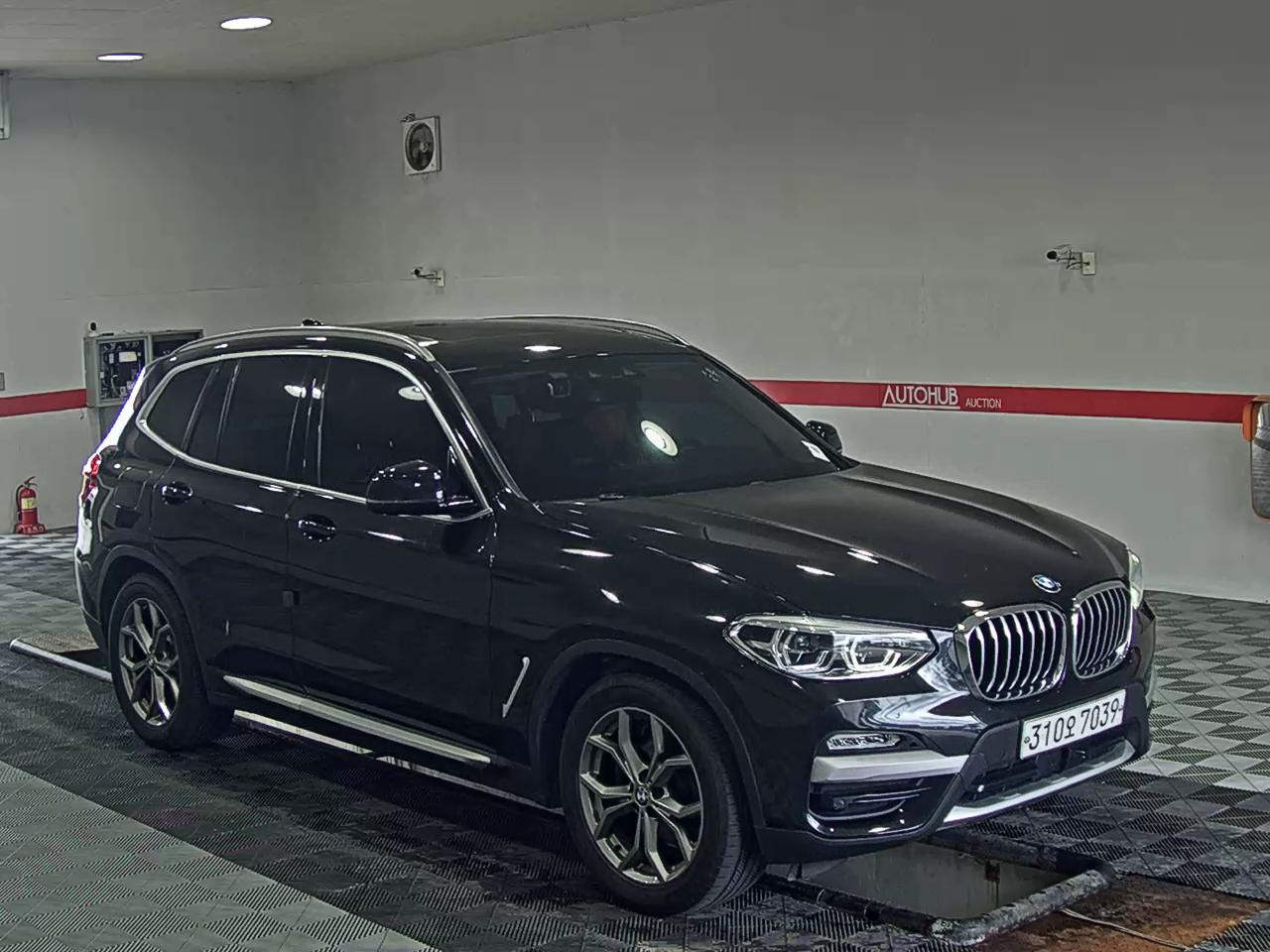 BMW X3 (3RD GEN) 20d xDrive X LINE - фото 1