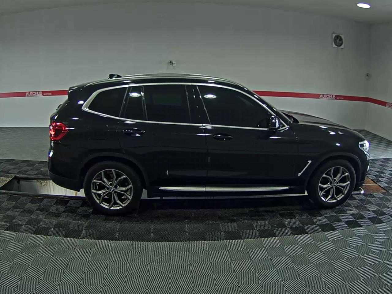 BMW X3 (3RD GEN) 20d xDrive X LINE - фото 2