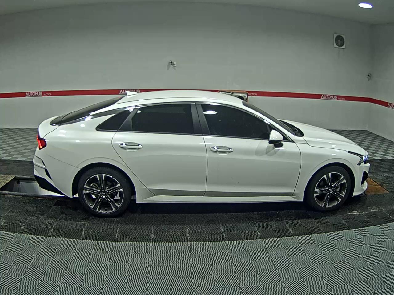 KIA NEW K5 (DL3) 2.0 GASOLINE PRESTIGE - фото 2