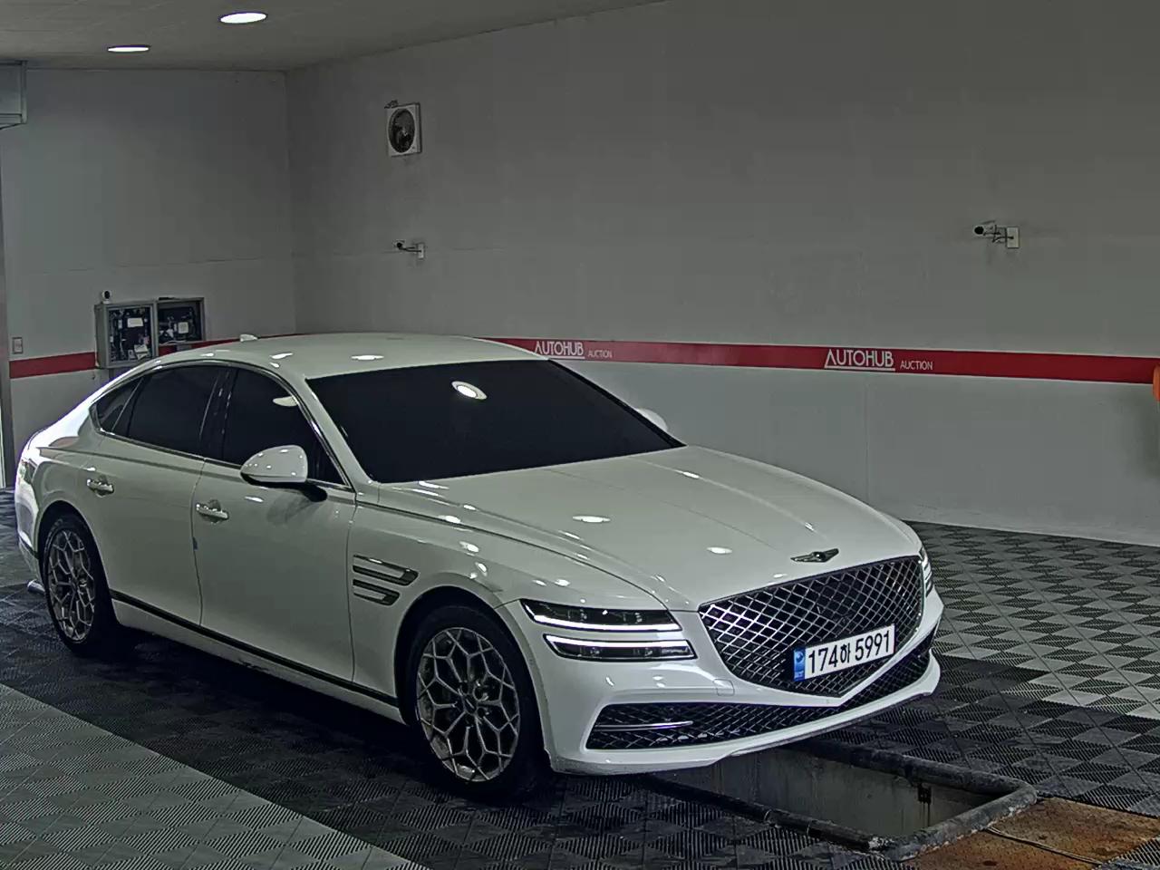 GENESIS THE ALL NEW G80 GASOLINE 2.5 2WD BASE MODEL - фото 1
