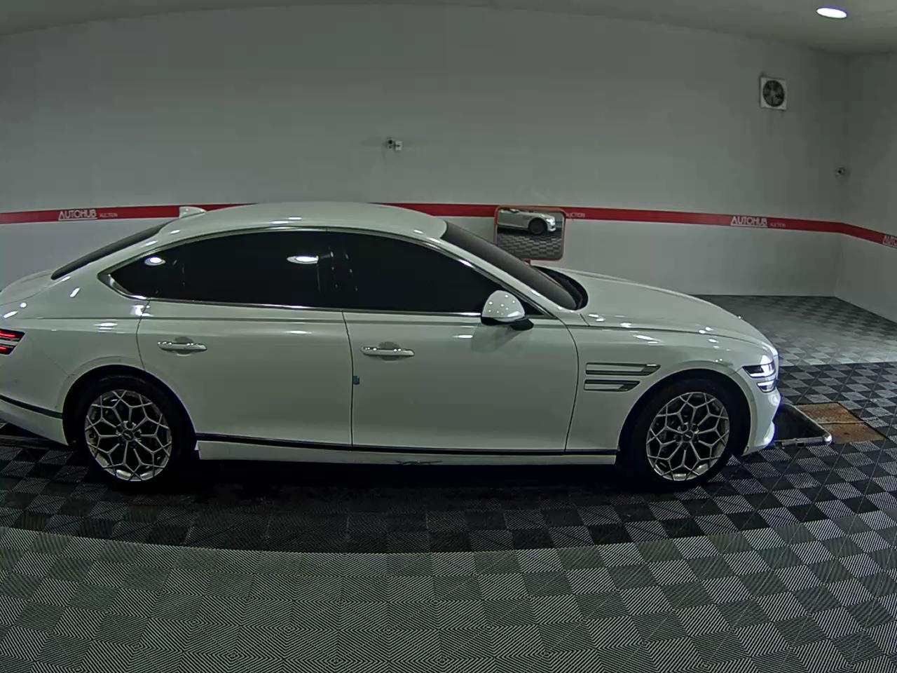 GENESIS THE ALL NEW G80 GASOLINE 2.5 2WD BASE MODEL - фото 2