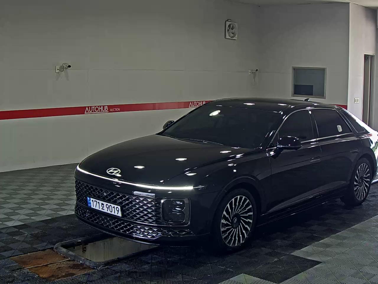 HYUNDAI THE ALL NEW GRANDEUR GASOLINE 2.5 CALLIGRAPHY - фото 0