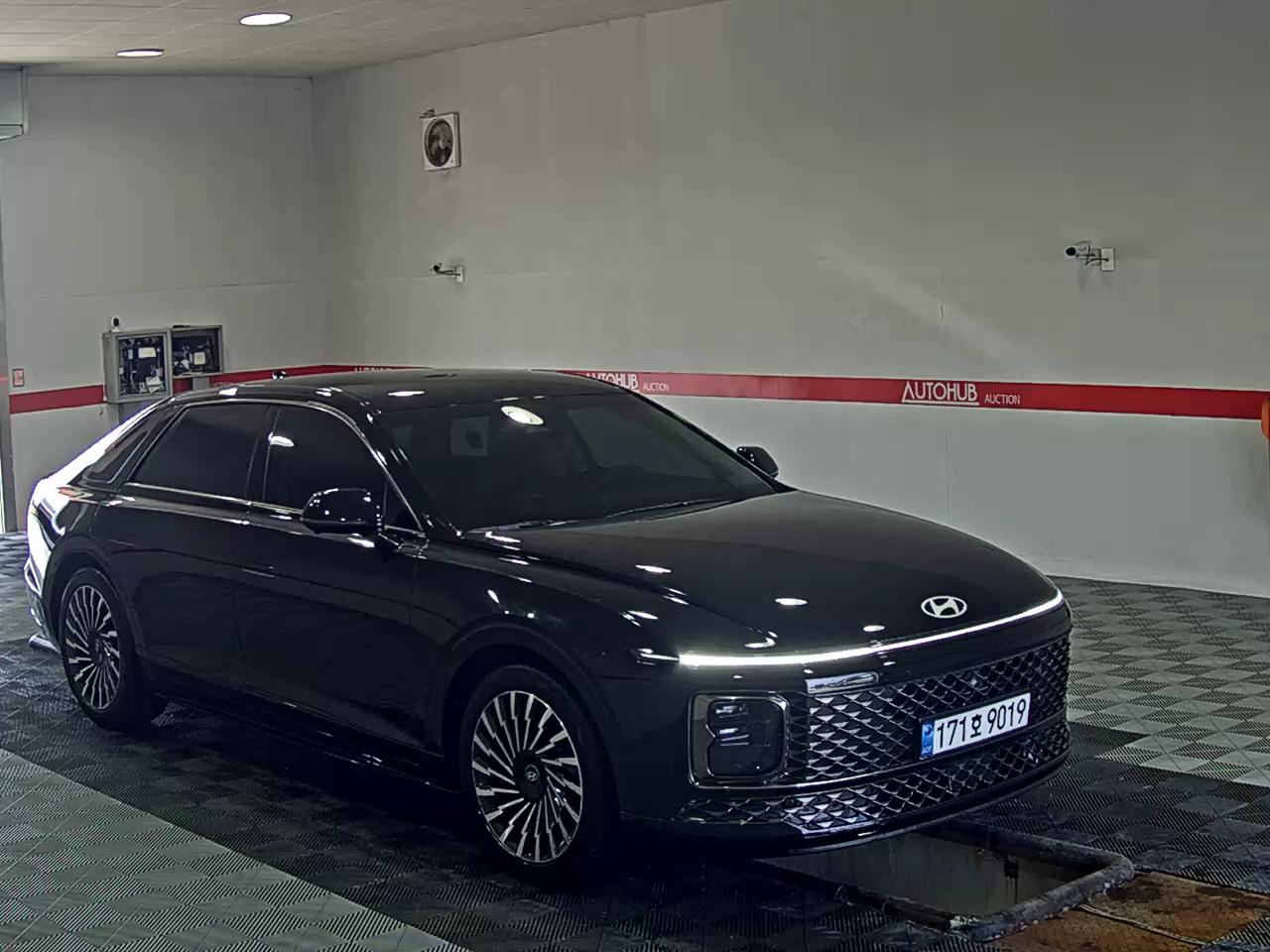 HYUNDAI THE ALL NEW GRANDEUR GASOLINE 2.5 CALLIGRAPHY - фото 1