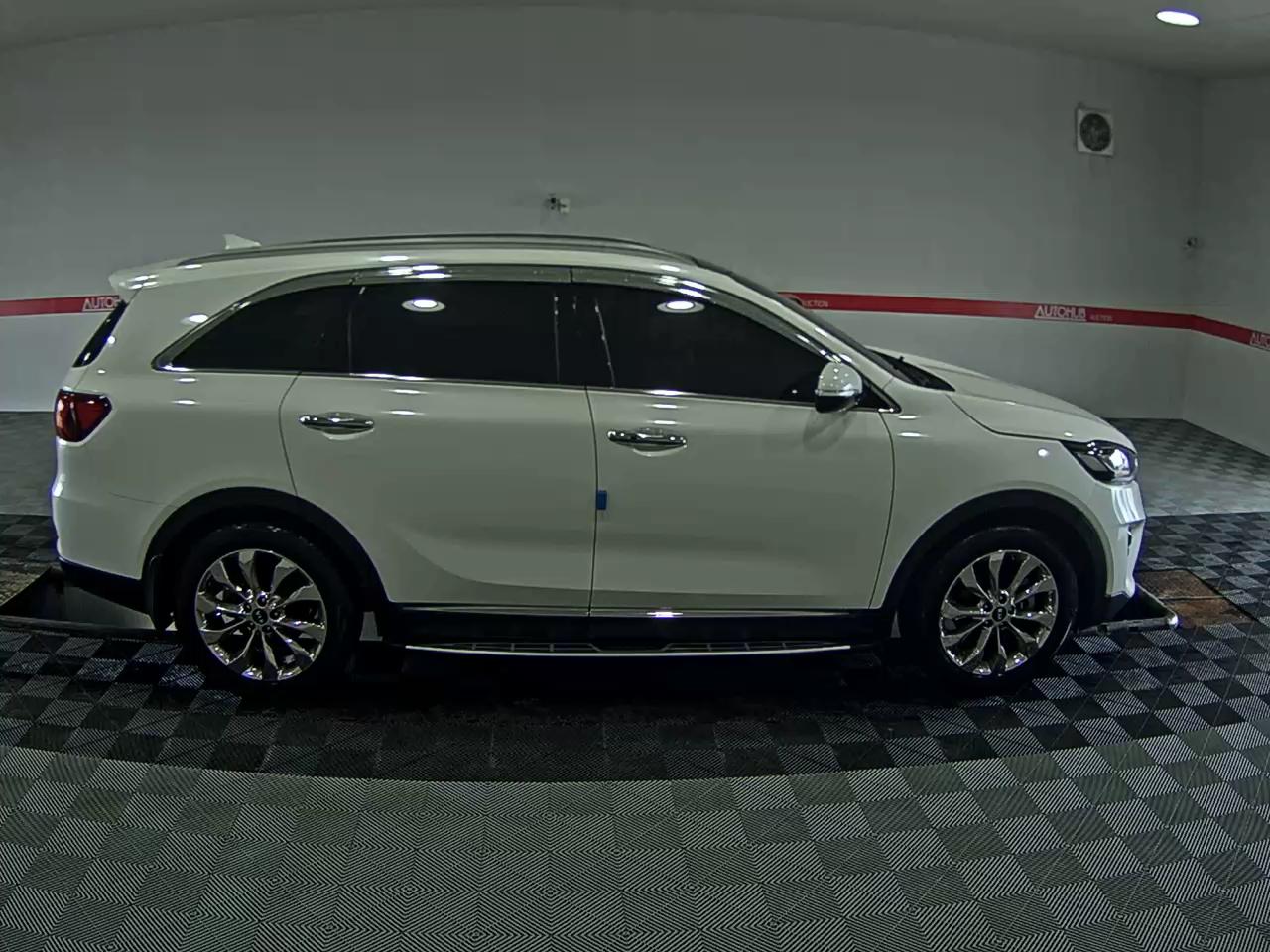 KIA THE NEW SORENTO DIESEL R2.0 2WD NOBLESSE - фото 2
