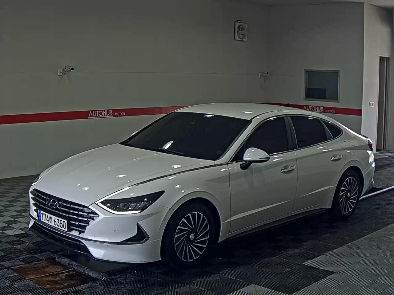 HYUNDAI SONATA (DN8) HYBRID 2.0 HEV PREMIUM PLUS - фото 0