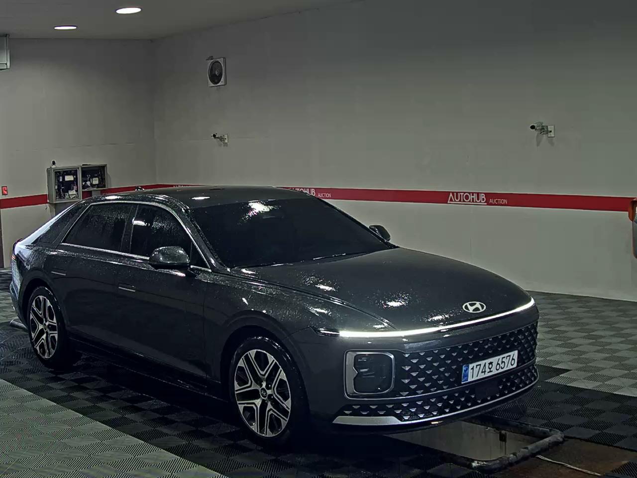 HYUNDAI THE ALL NEW GRANDEUR GASOLINE 2.5 EXCLUSIVE - фото 1