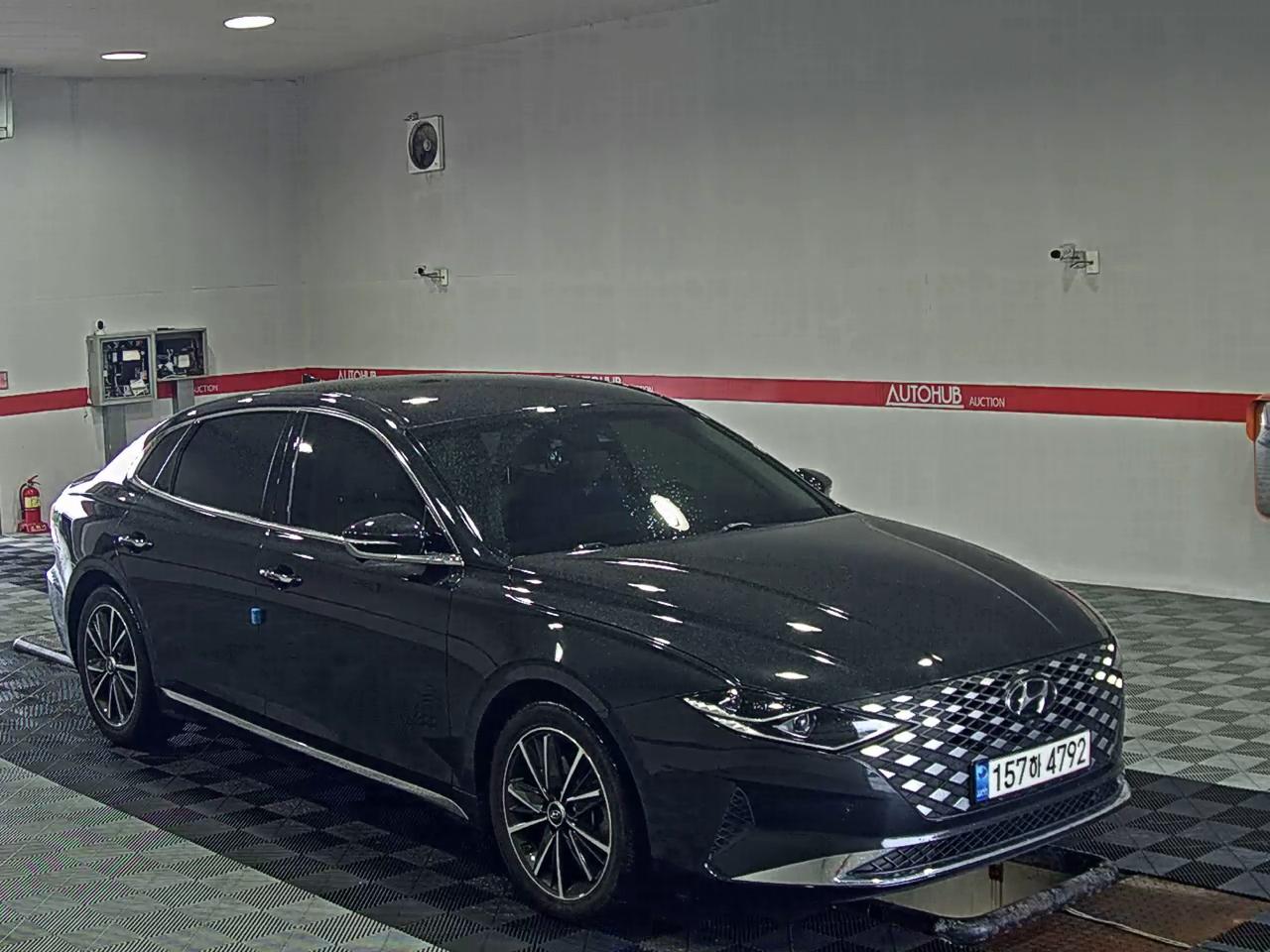 HYUNDAI THE NEW GRANDEUR IG GASOLINE 2.5 LE BLANC - фото 1