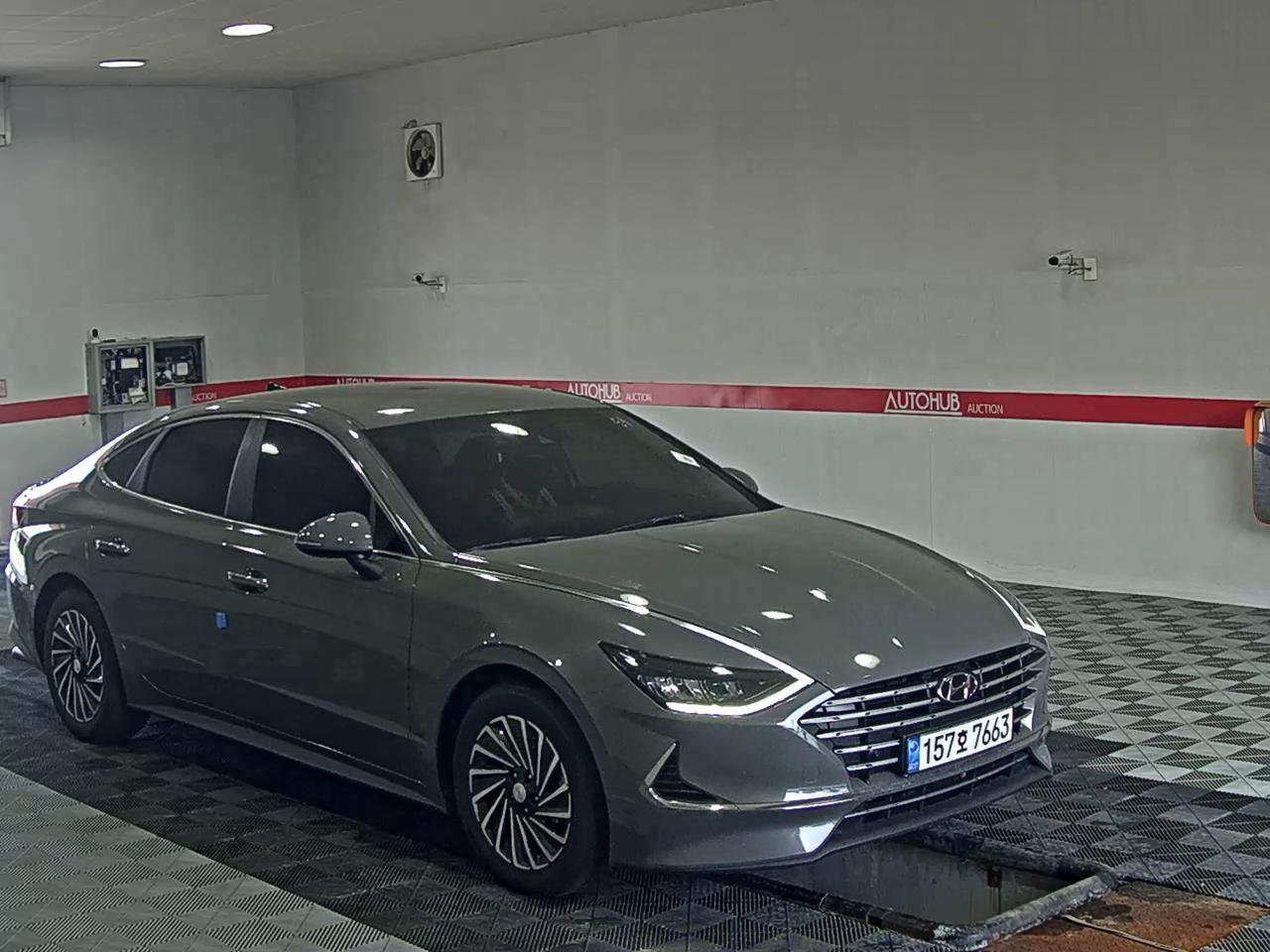 HYUNDAI SONATA (DN8) HYBRID 2.0 HEV PREMIUM PLUS - фото 1