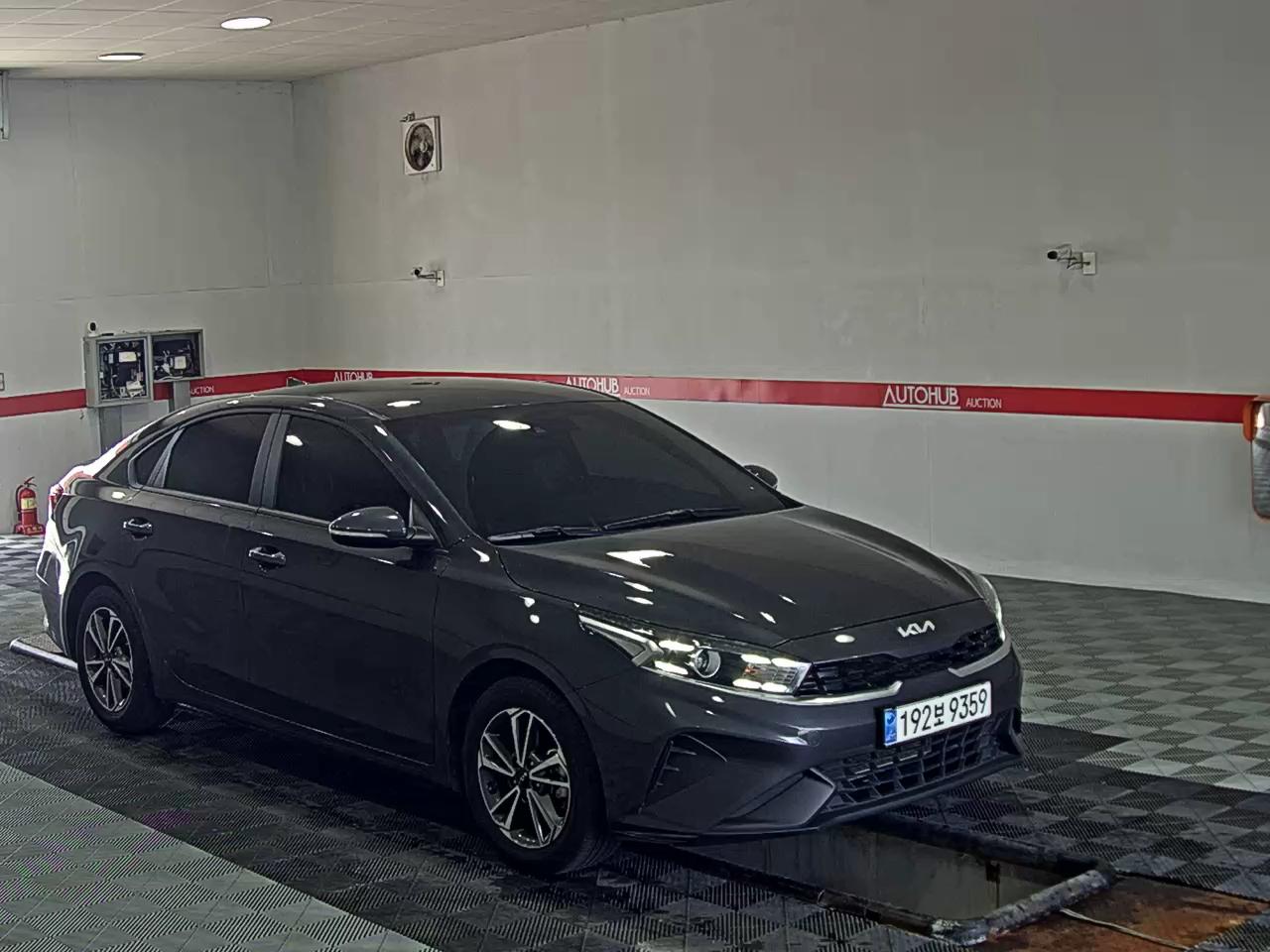 KIA THE NEW K3 1.6 GASOLINE PRESTIGE - фото 1