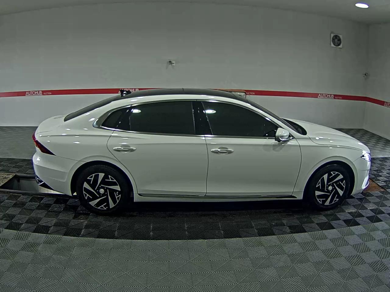 HYUNDAI THE NEW GRANDEUR IG HYBRID 2.4 HEV LE BLANC - фото 2