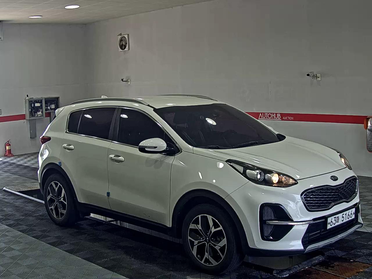 KIA SPORTAGE THE BOLD 2.0 GASOLINE PRESTIGE - фото 1