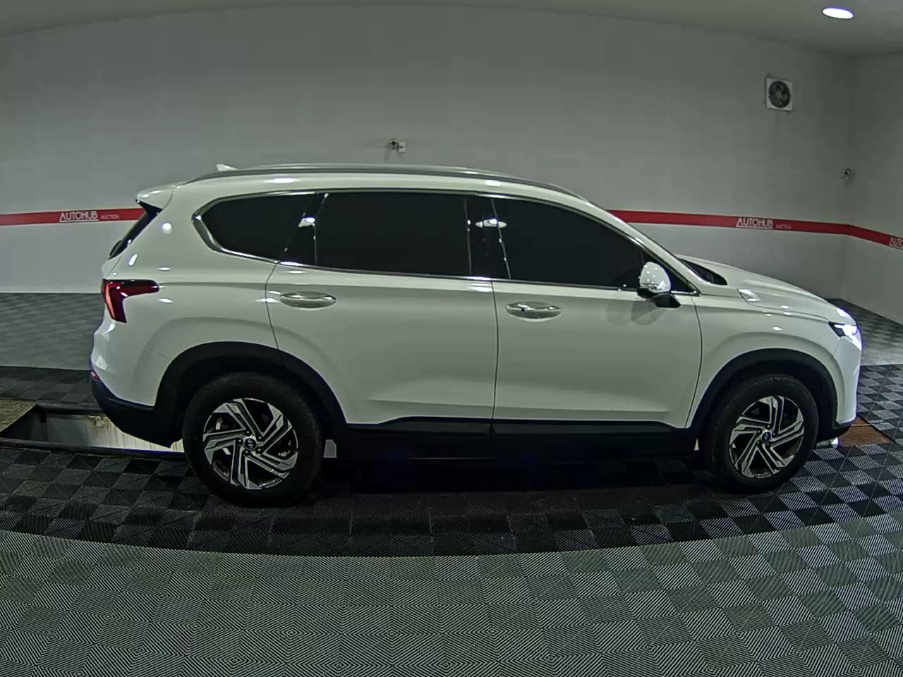 HYUNDAI THE NEW SANTA FE DIESEL 2.2 2WD PRESTIGE - фото 2