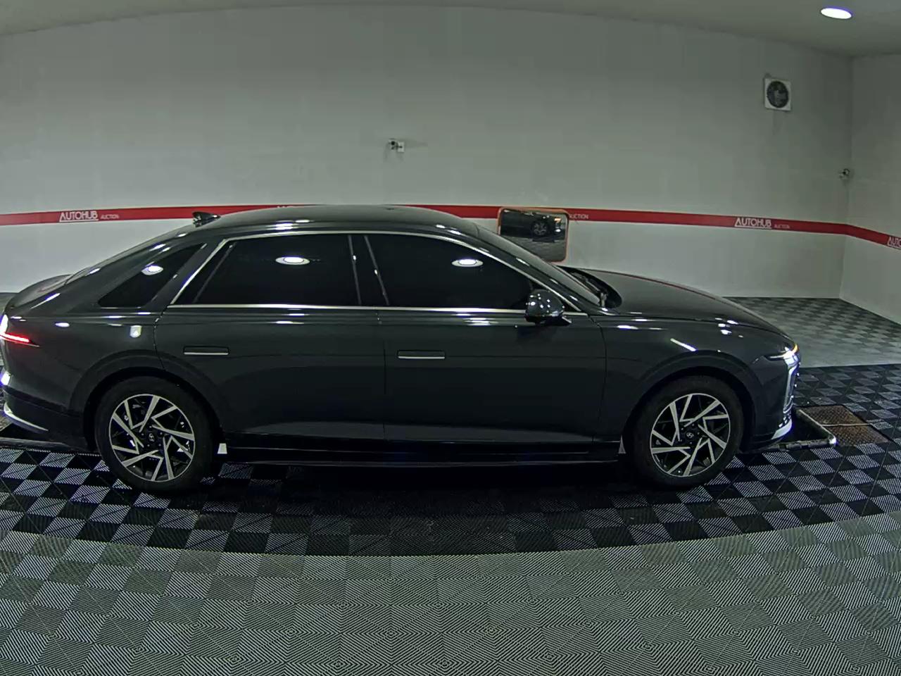 HYUNDAI THE ALL NEW GRANDEUR HYBRID 1.6 HYBRID EXCLUSIVE - фото 2