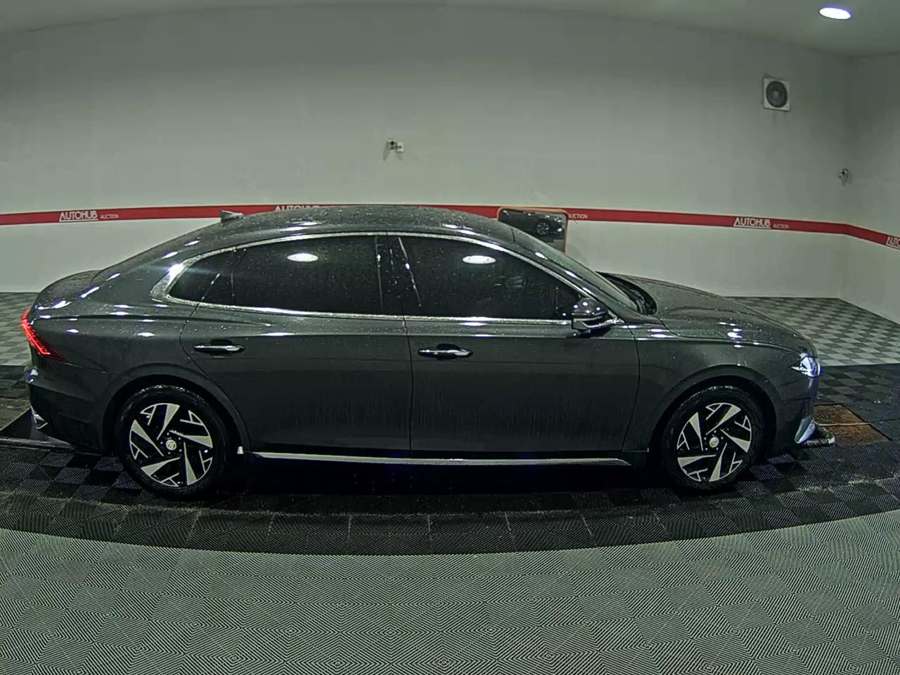 HYUNDAI THE NEW GRANDEUR IG HYBRID 2.4 HEV LE BLANC - фото 2