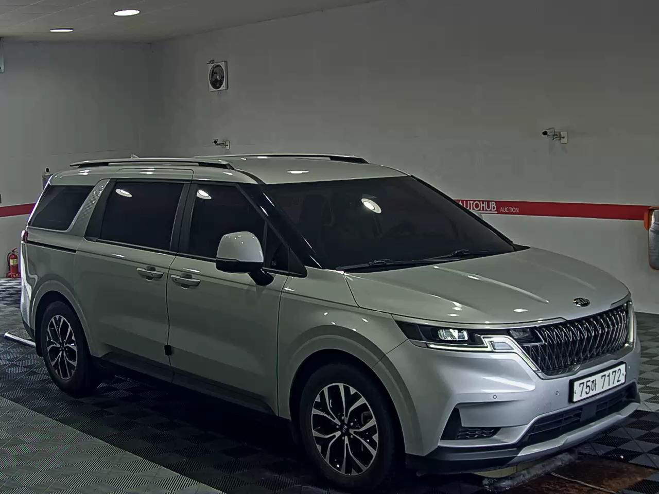 KIA NEW CARNIVAL (KA4) 11-SEATER DIESEL PRESTIGE - фото 1