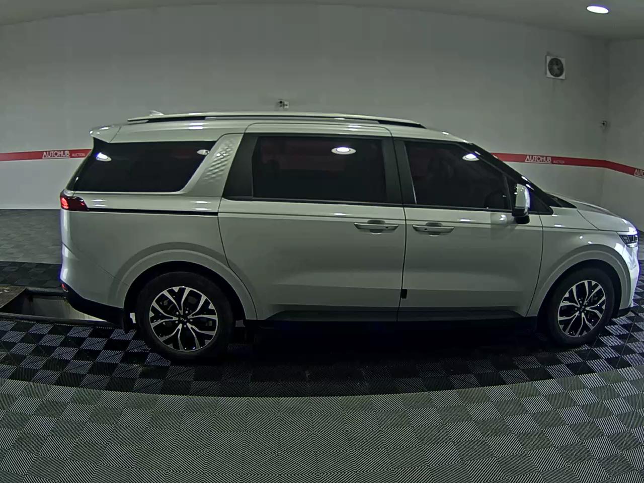 KIA NEW CARNIVAL (KA4) 11-SEATER DIESEL PRESTIGE - фото 2