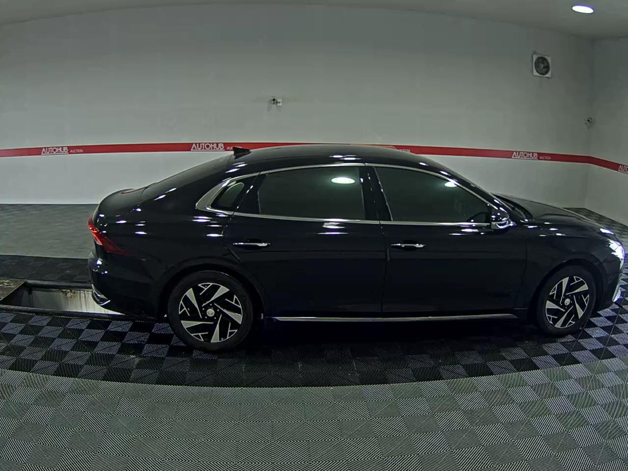 HYUNDAI THE NEW GRANDEUR IG HYBRID 2.4 HEV LE BLANC - фото 2