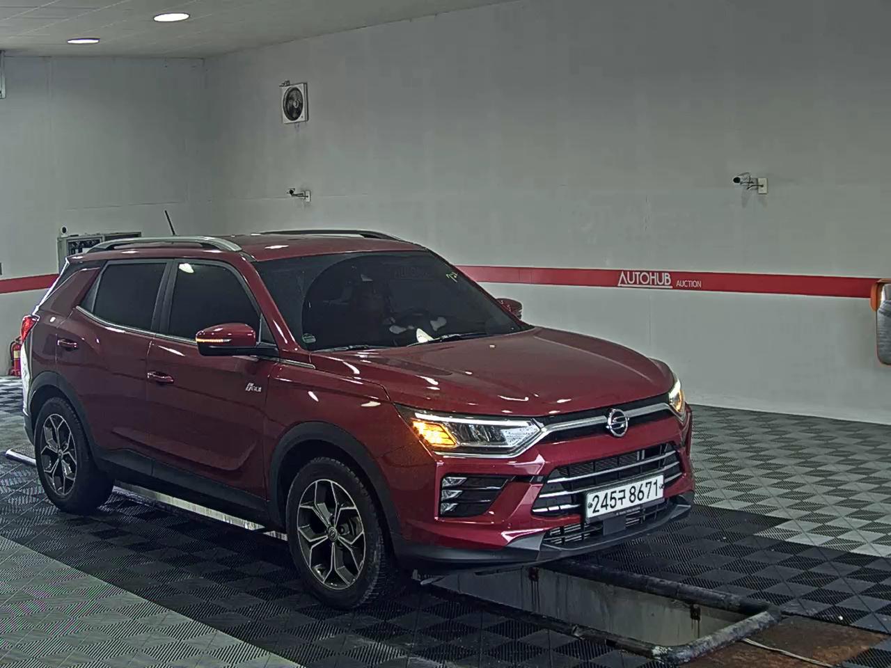 KG MOBILITY (SSANGYONG) ALL NEW KORANDO 1.5 GASOLINE 2WD C5 PLUS - фото 1