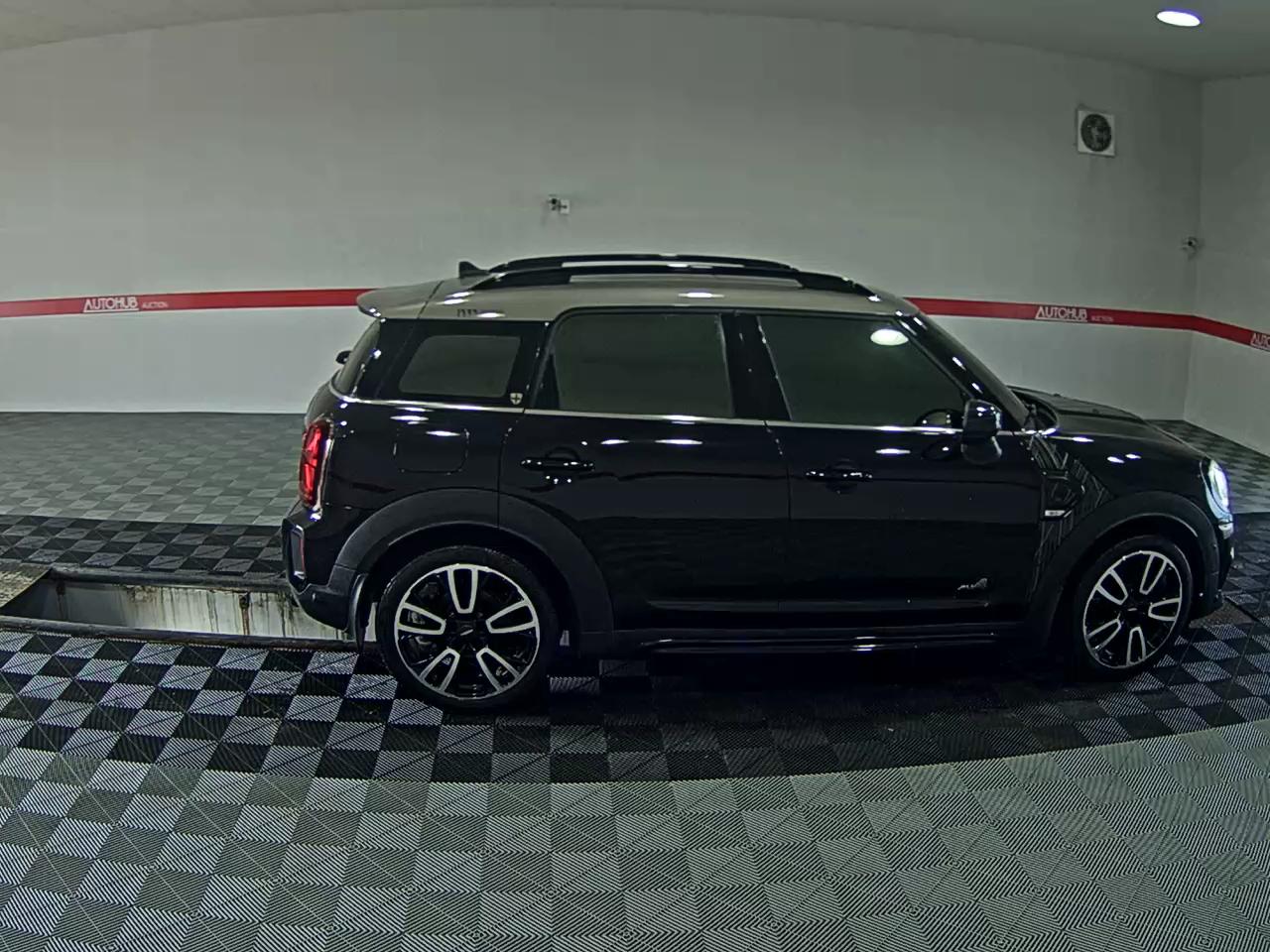 MINI COUNTRYMAN (2ND GEN) 2.0 S ALL4 SHADOW EDITION - фото 2