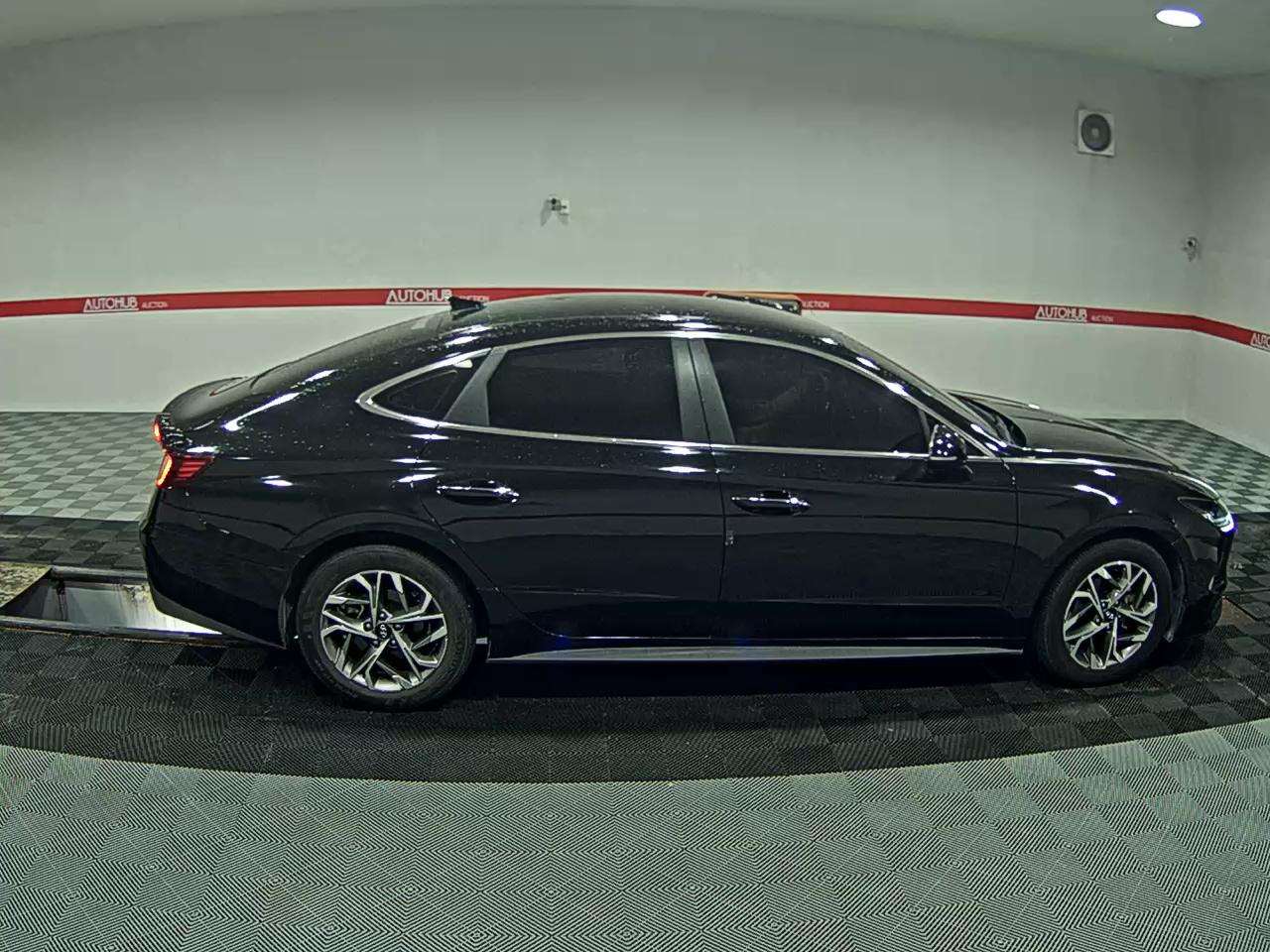 HYUNDAI SONATA (DN8) G2.0 PREMIUM - фото 2