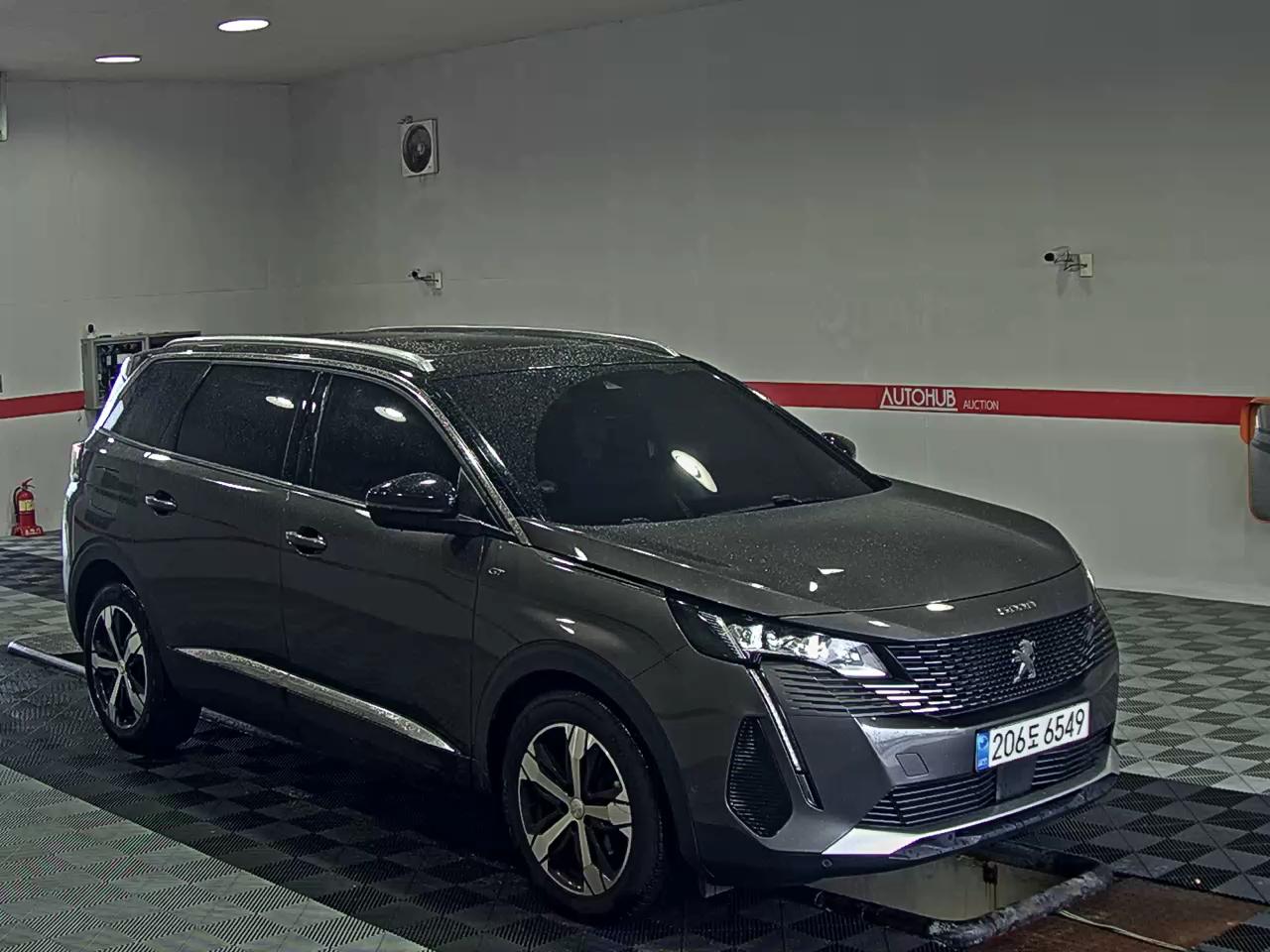 PEUGEOT 5008 (2ND GEN) 1.2 GT - фото 1