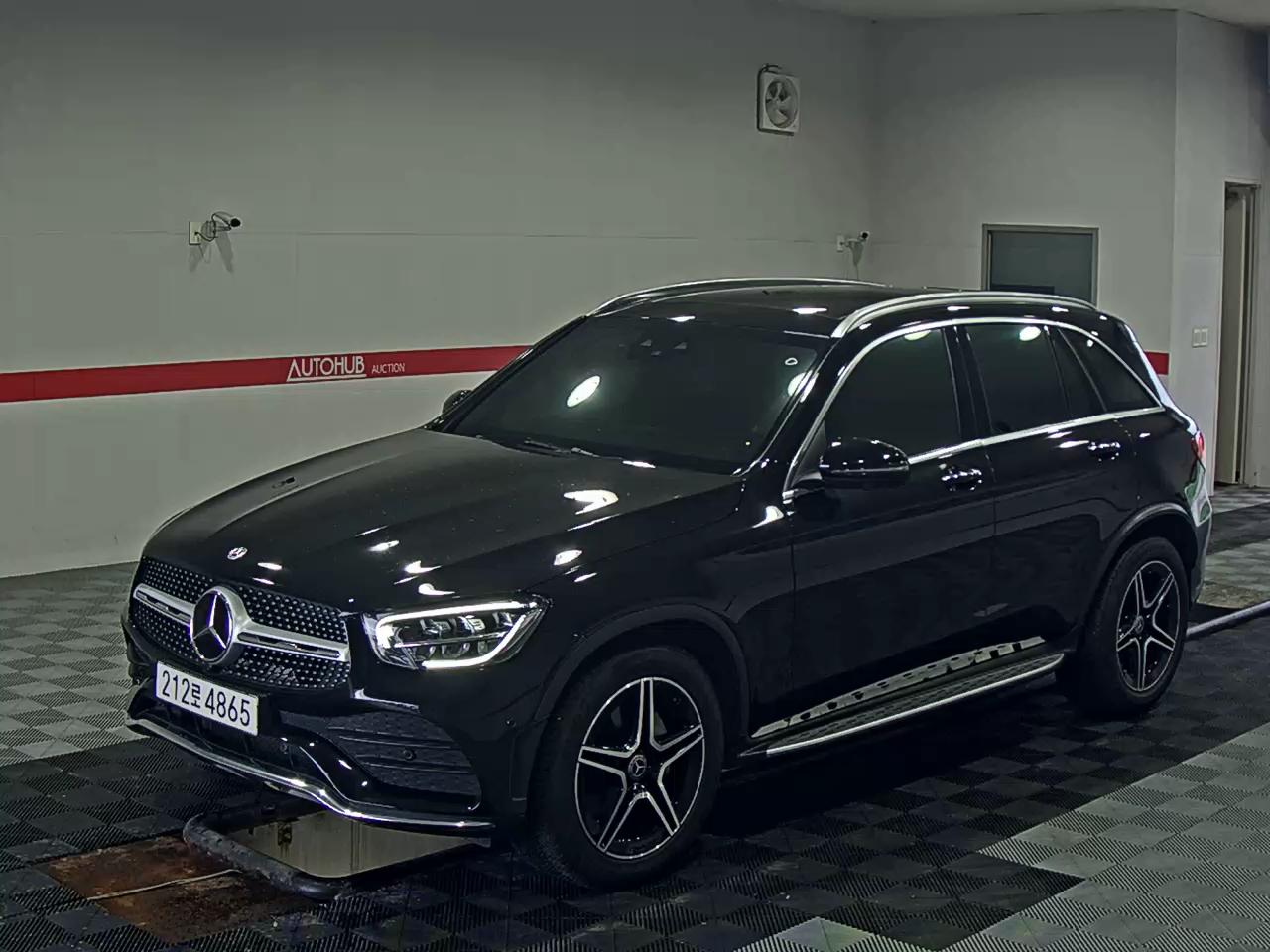 MERCEDES-BENZ GLC-CLASS GLC 300 4MATIC - фото 0