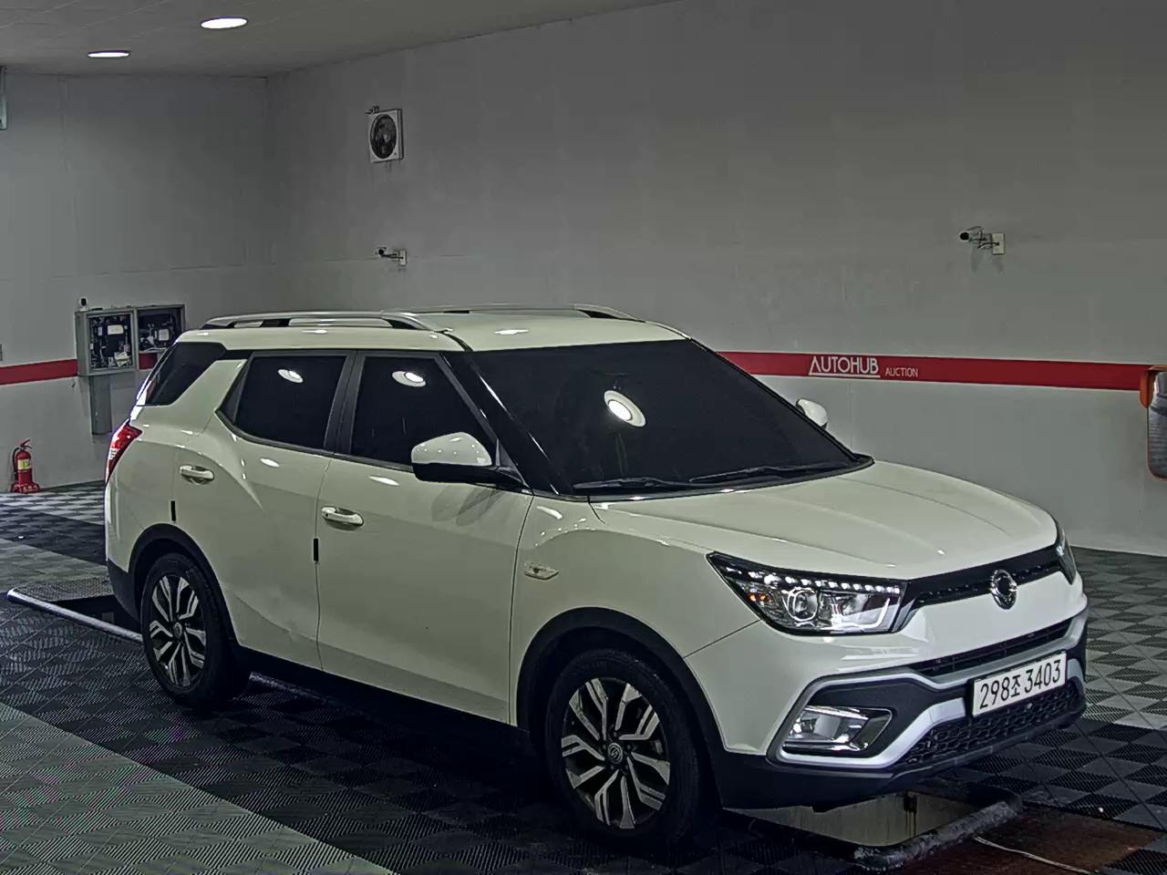 KG MOBILITY (SSANGYONG) TIVOLI AIR DIESEL 2WD AX - фото 1