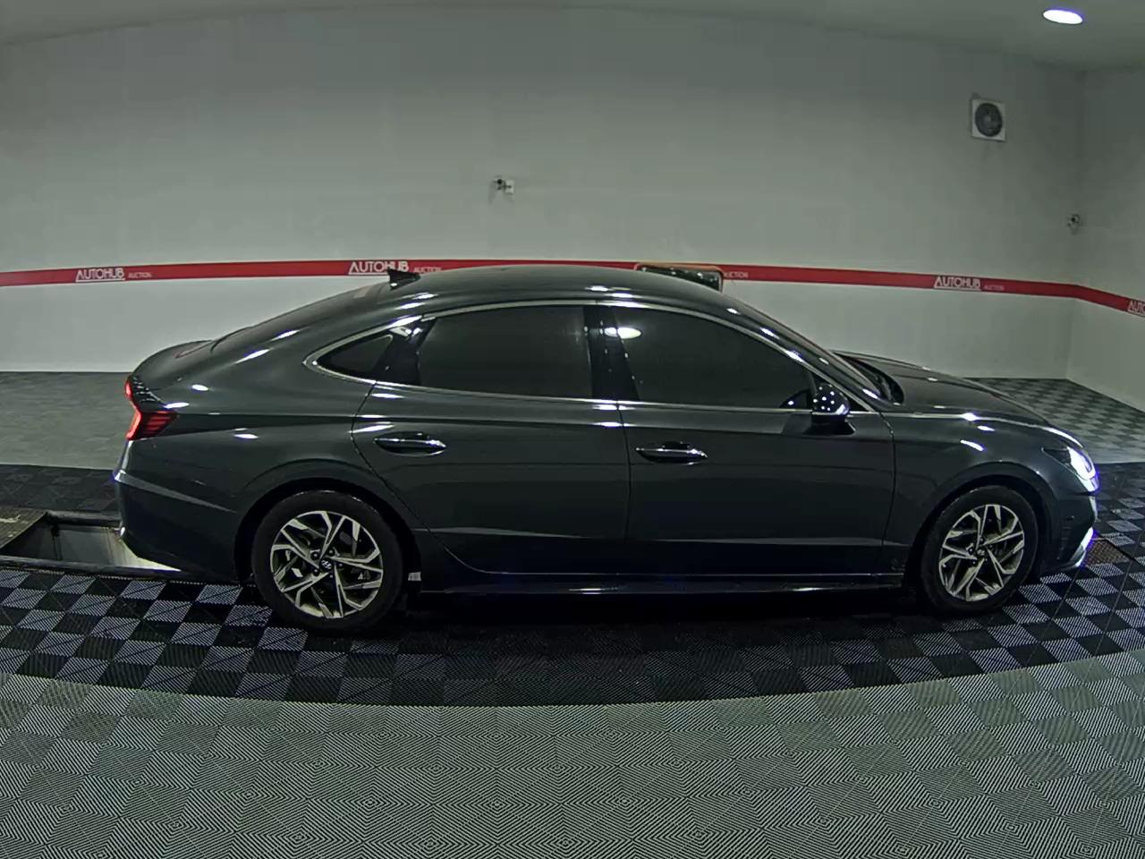 HYUNDAI SONATA (DN8) 1.6 TURBO PREMIUM FAMILY - фото 2