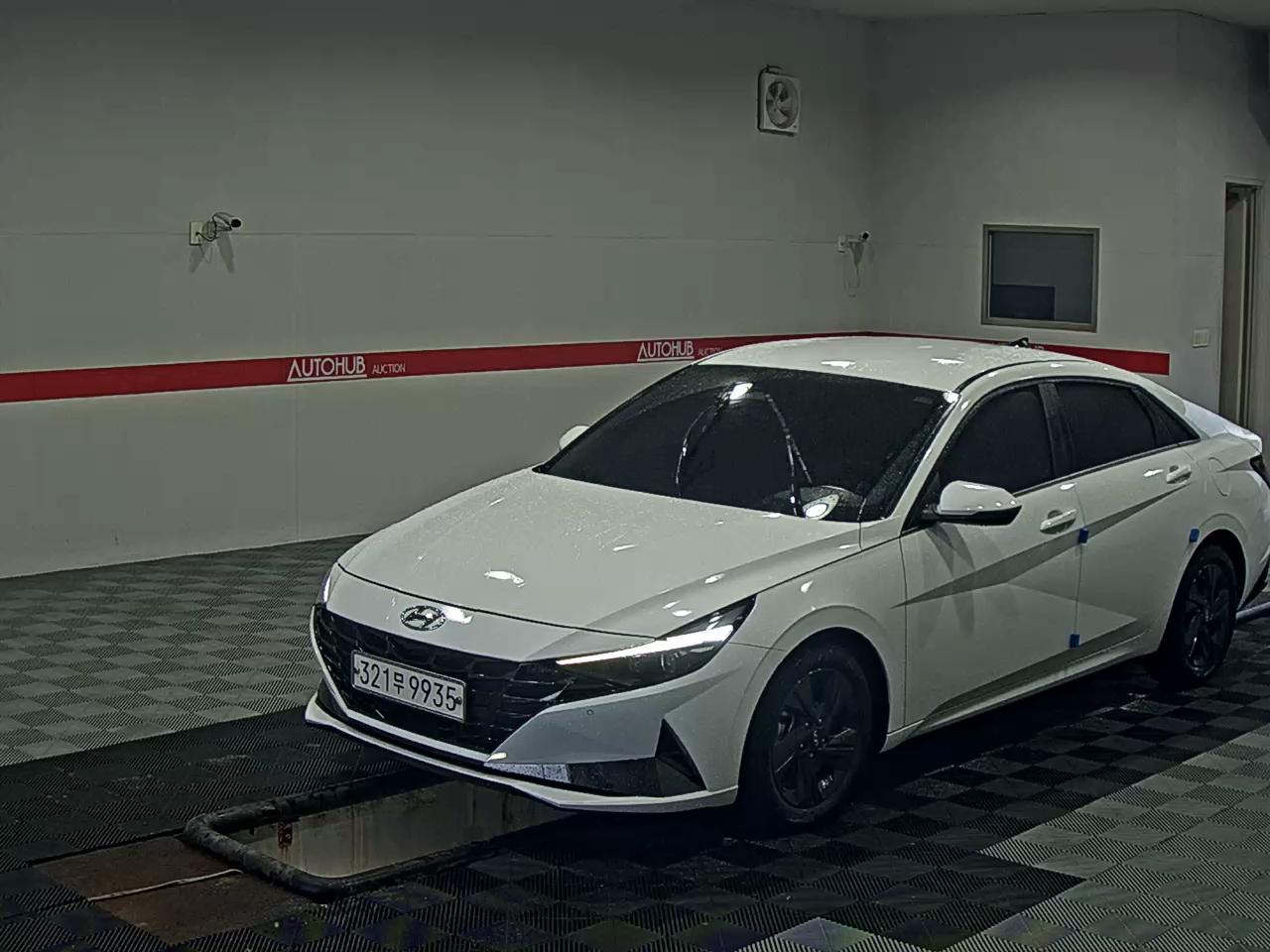HYUNDAI AVANTE (CN7) 1.6 GASOLINE INSPIRATION - фото 0