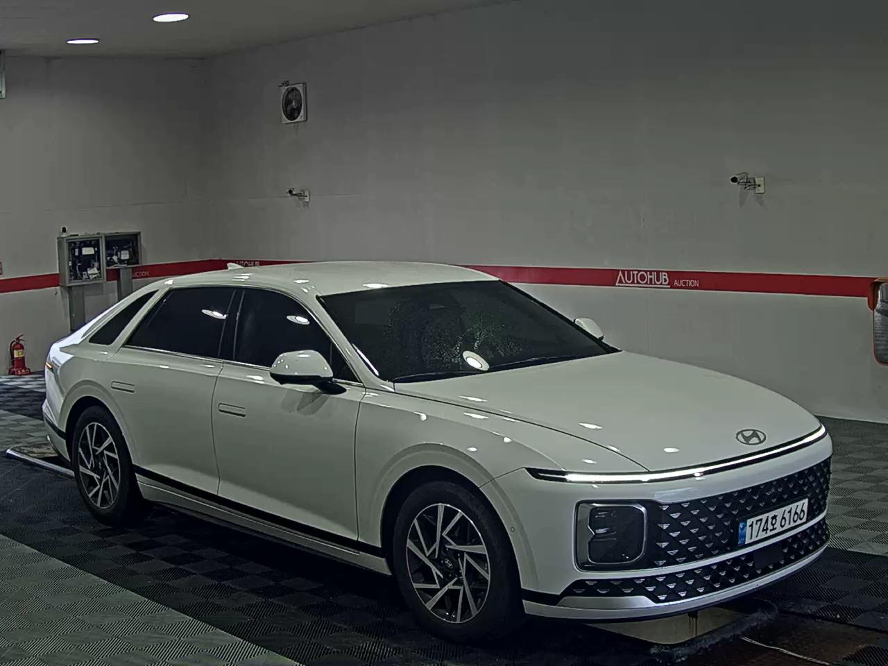 HYUNDAI THE ALL NEW GRANDEUR HYBRID 1.6 HYBRID PREMIUM - фото 1