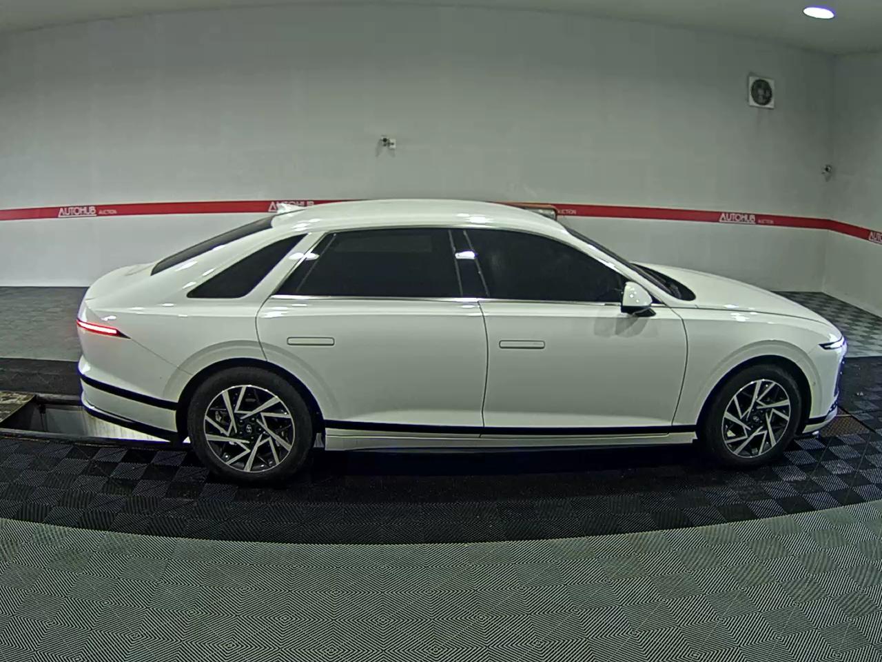 HYUNDAI THE ALL NEW GRANDEUR HYBRID 1.6 HYBRID PREMIUM - фото 2
