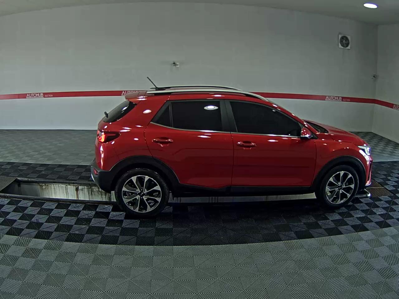 KIA STONIC U2 1.6 DIESEL PRESTIGE - фото 2