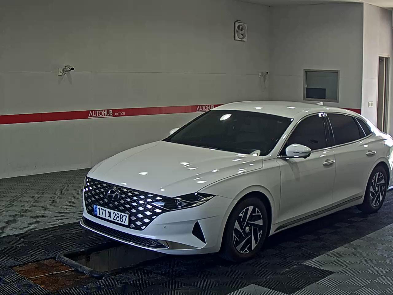 HYUNDAI THE NEW GRANDEUR IG HYBRID 2.4 HEV LE BLANC - фото 0