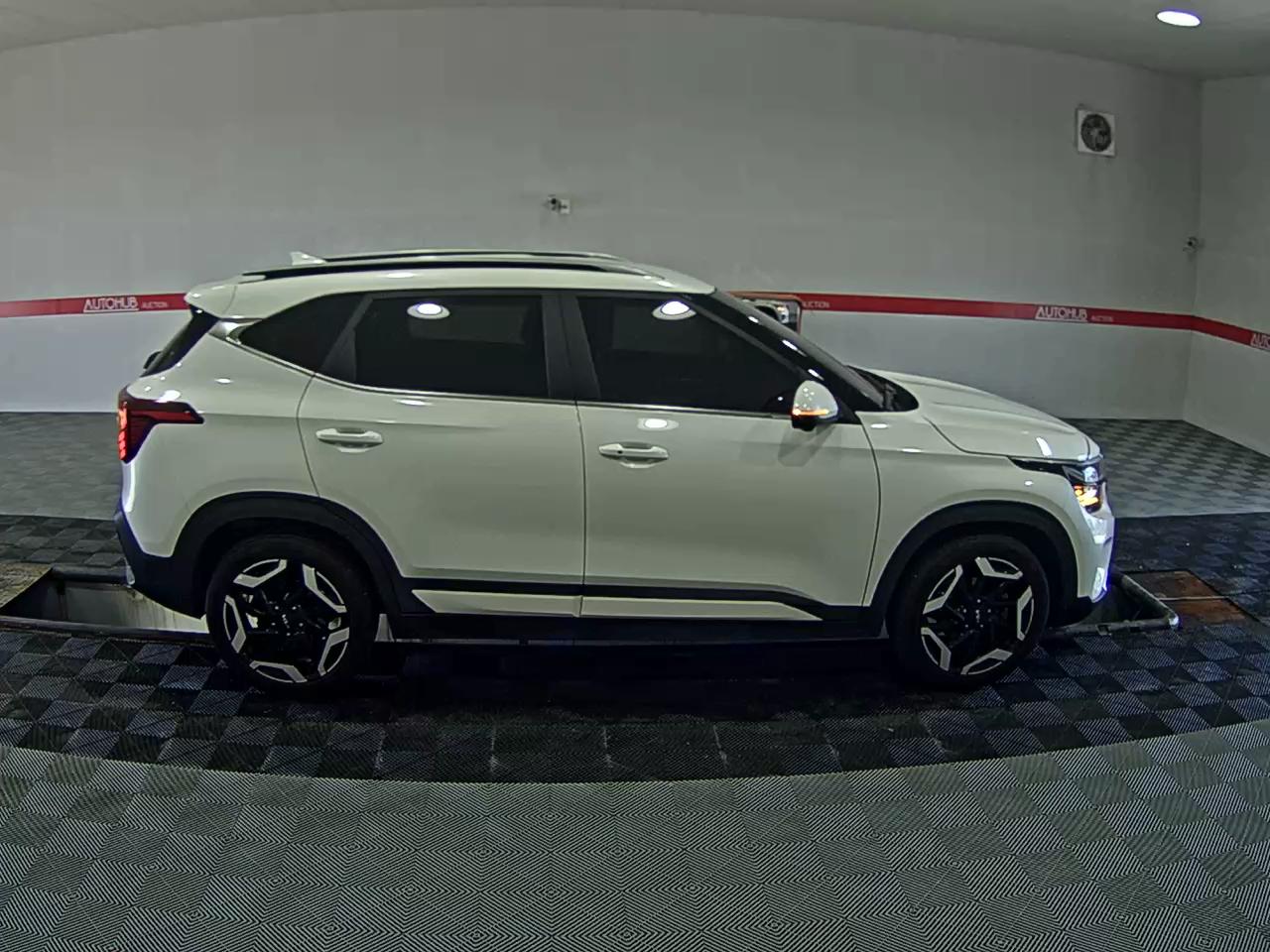 KIA THE NEW SELTOS 2.0 GASOLINE 2WD SIGNATURE - фото 2