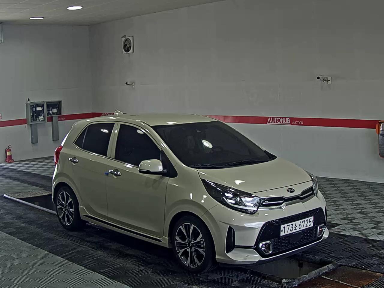 KIA MORNING URBAN 1.0 GASOLINE SIGNATURE EDGE-UP - фото 1