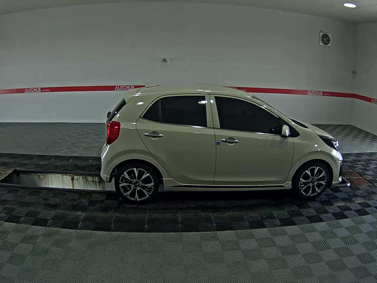 KIA MORNING URBAN 1.0 GASOLINE SIGNATURE EDGE-UP - фото 2