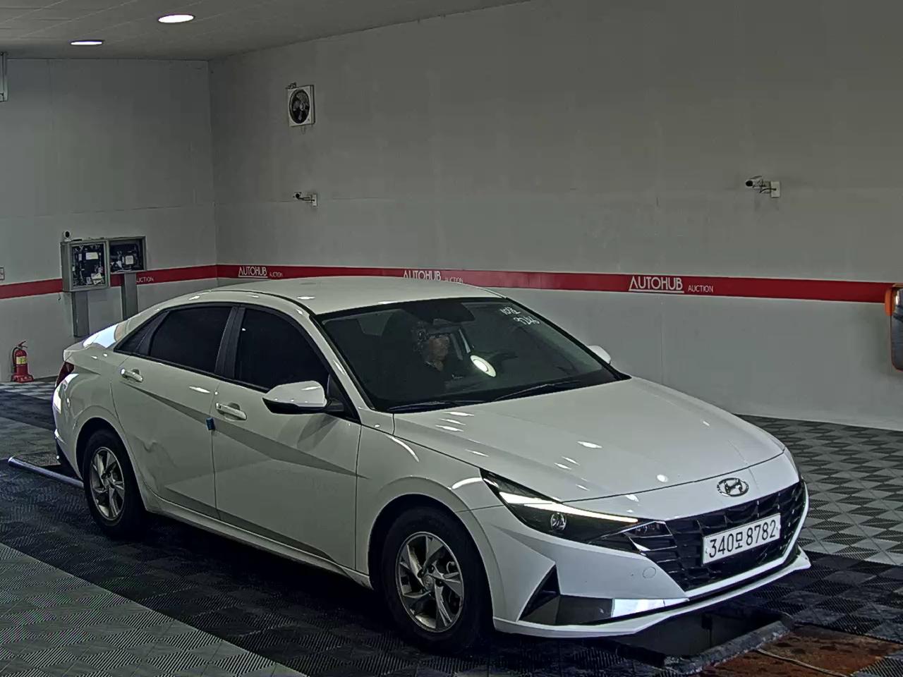 HYUNDAI AVANTE (CN7) 1.6 GASOLINE MODERN - фото 1