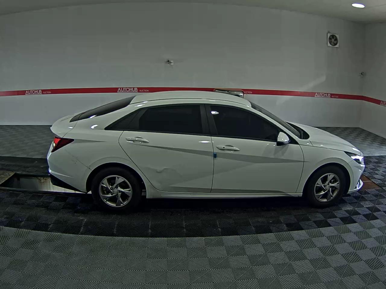 HYUNDAI AVANTE (CN7) 1.6 GASOLINE MODERN - фото 2
