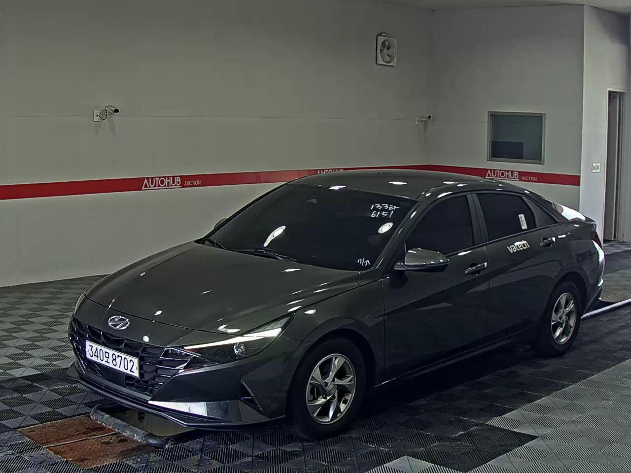 HYUNDAI AVANTE (CN7) 1.6 GASOLINE MODERN
