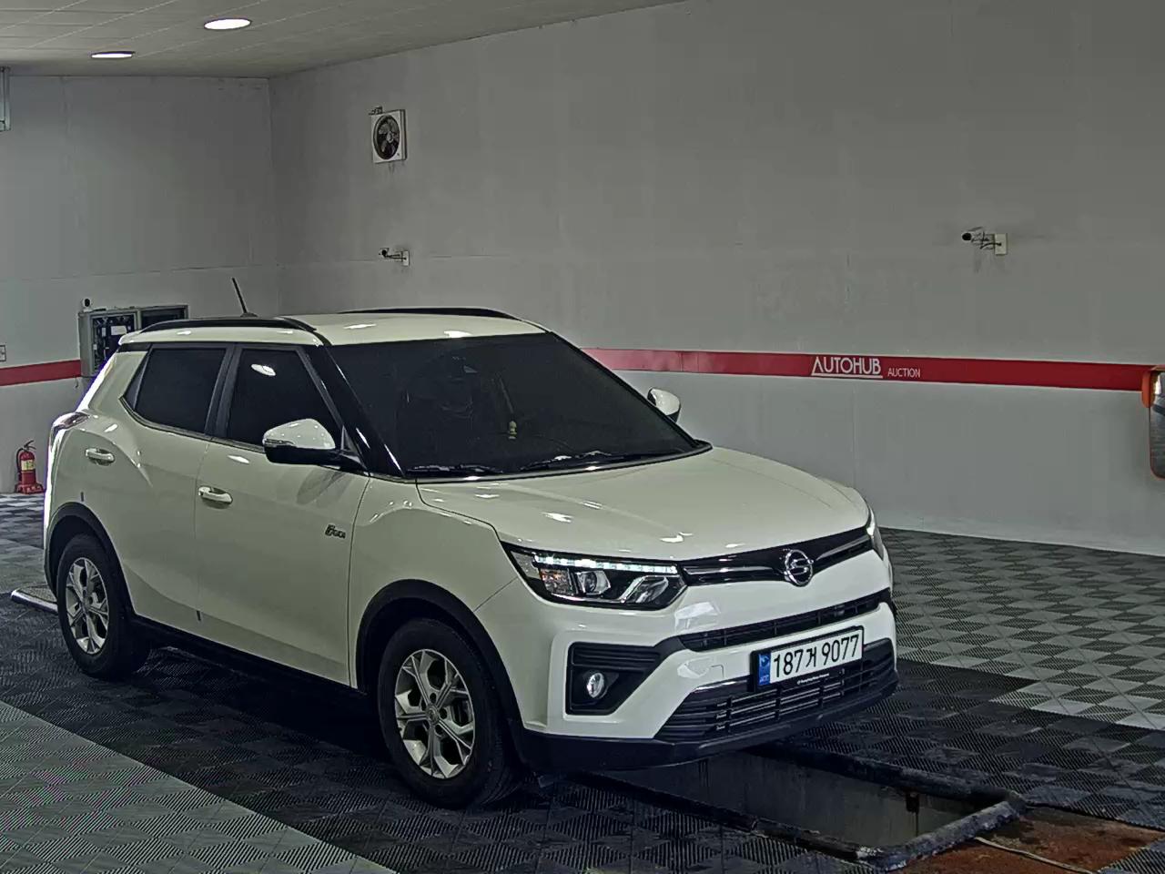 KG MOBILITY (SSANGYONG) VERY NEW TIVOLI 1.5 GASOLINE 2WD V3 - фото 1