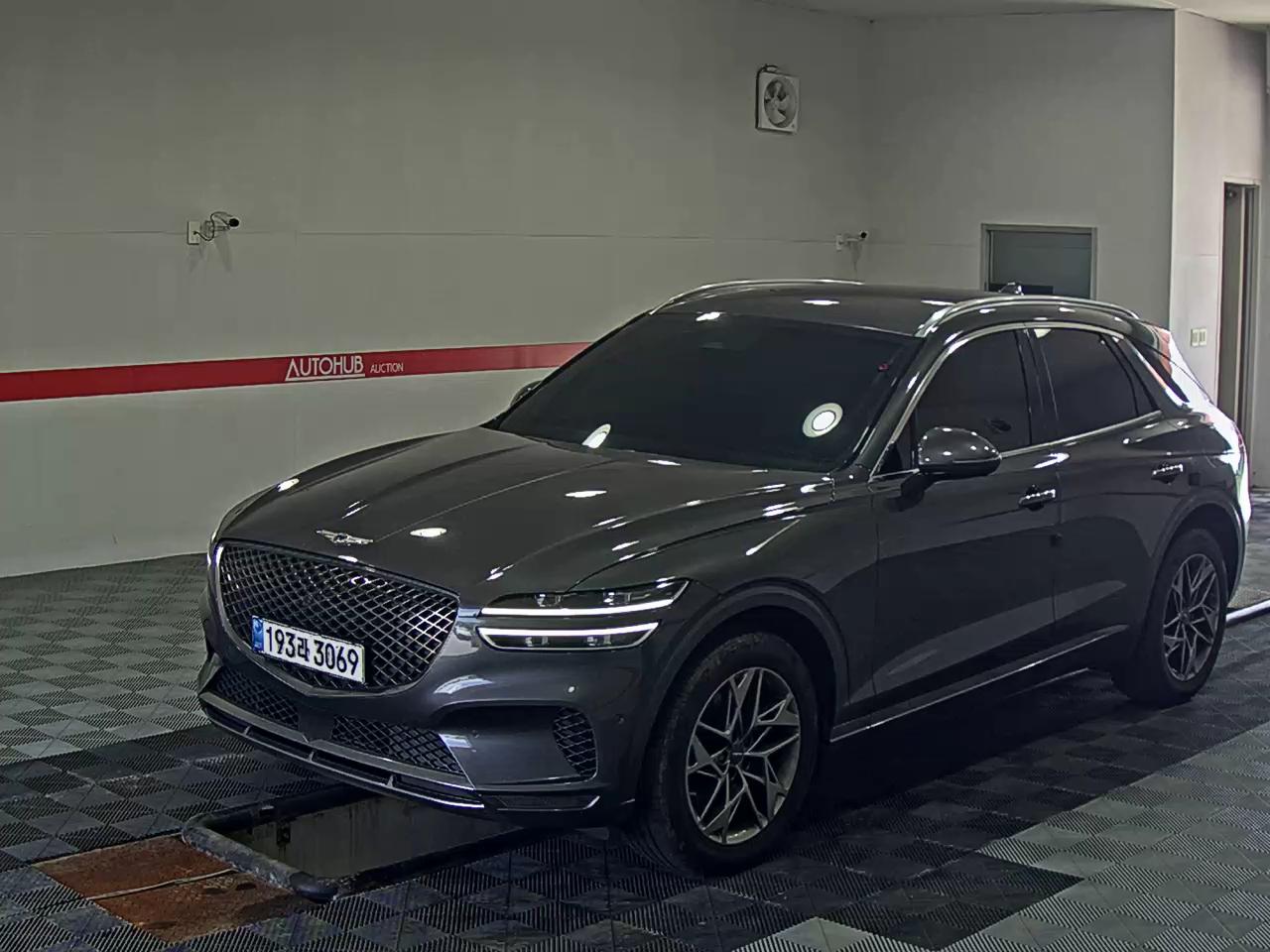 GENESIS GV70 2.5T AWD BASE MODEL