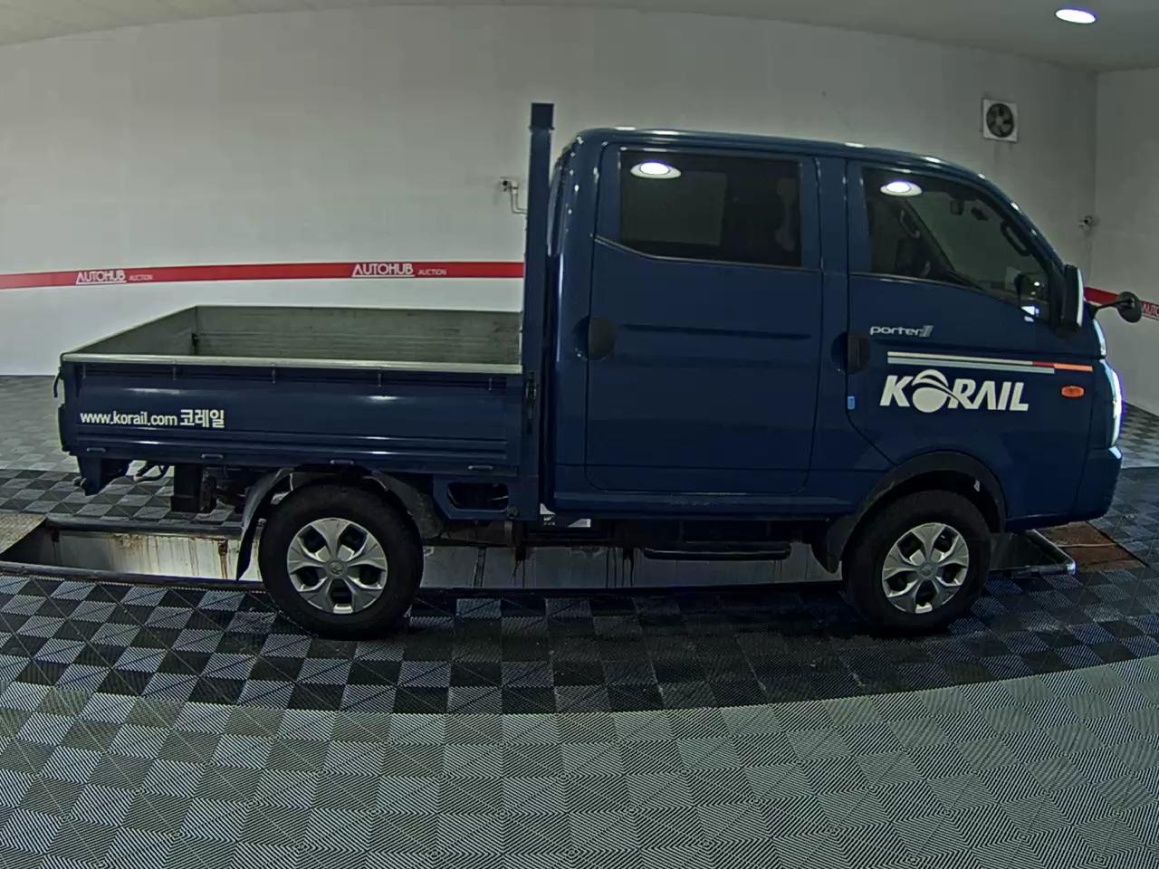 HYUNDAI PORTER II CRDi 4WD DOUBLE CAB LONG WHEELBASE STYLE - фото 2