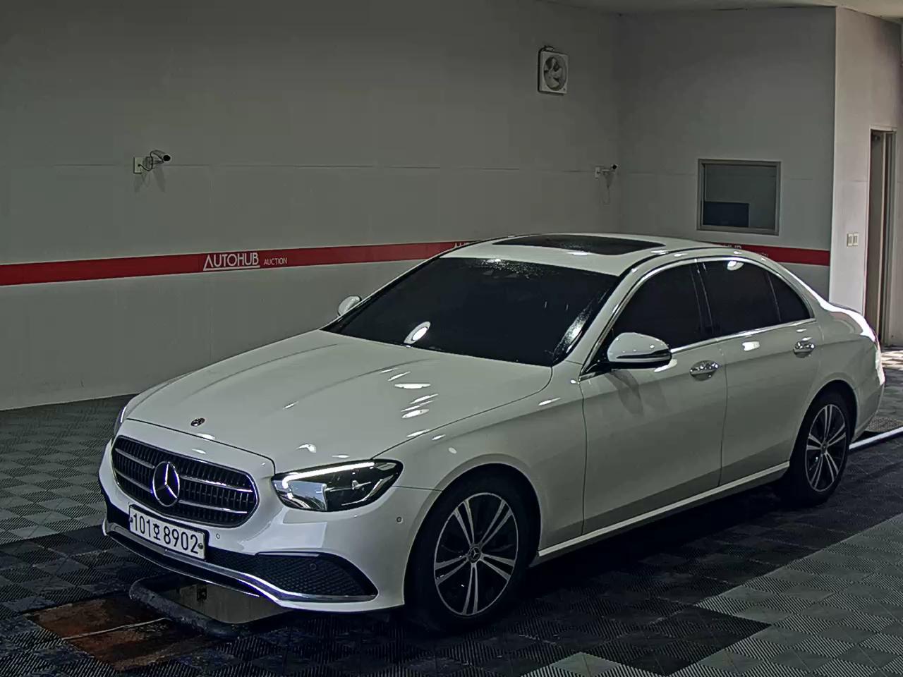 MERCEDES-BENZ E-CLASS (5TH GEN) E250 AVANTGARDE - фото 0