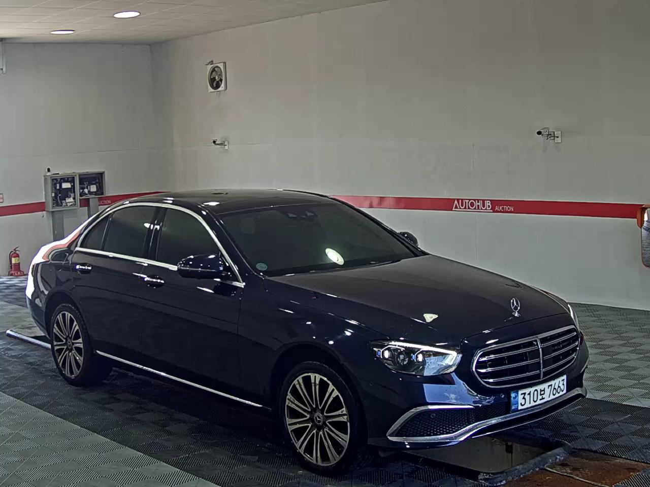MERCEDES-BENZ E-CLASS (5TH GEN) E450 4MATIC EXCLUSIVE - фото 1