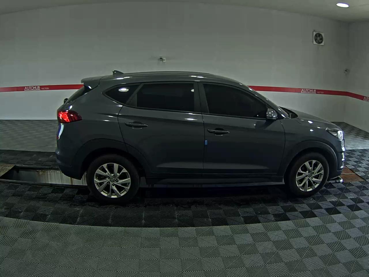 HYUNDAI NEW TUCSON 2.0 DIESEL 2WD SMART - фото 2