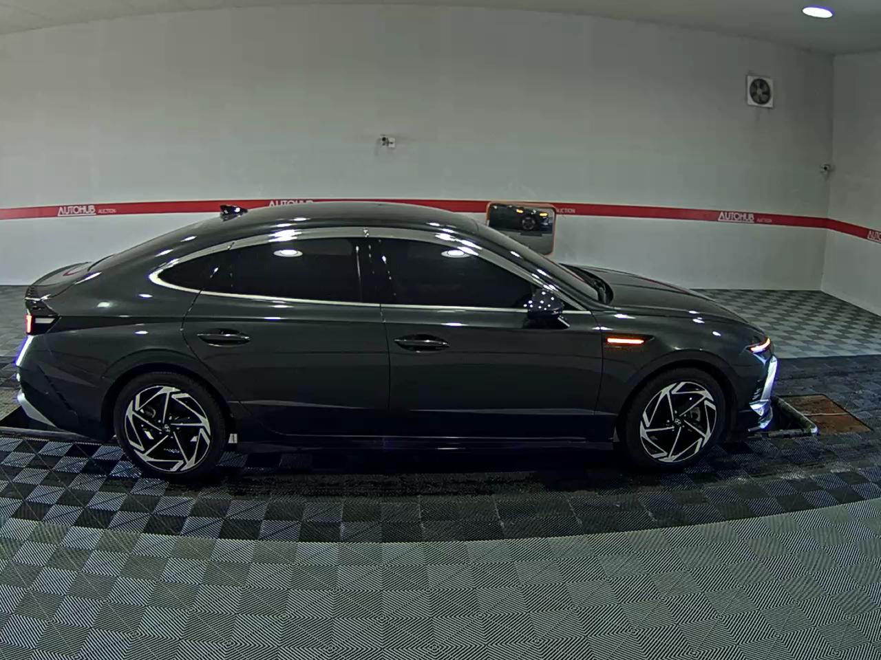HYUNDAI SONATA THE EDGE HYBRID 2.0 HEV INSPIRATION - фото 2
